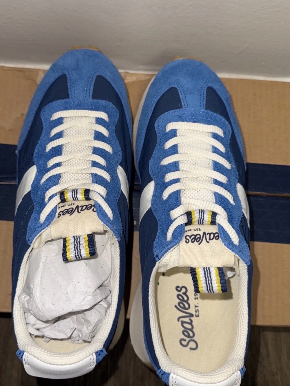 SeaVees Blue & White Suede Acorn trainers size 10 women - Picture 5 of 7
